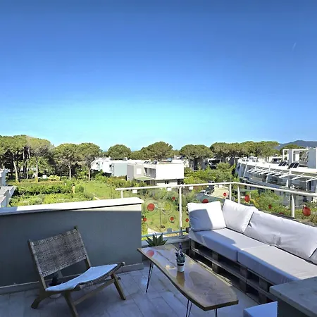 Elegant Penthouse With Huge Terrace Apartment Plazhi San Pietro